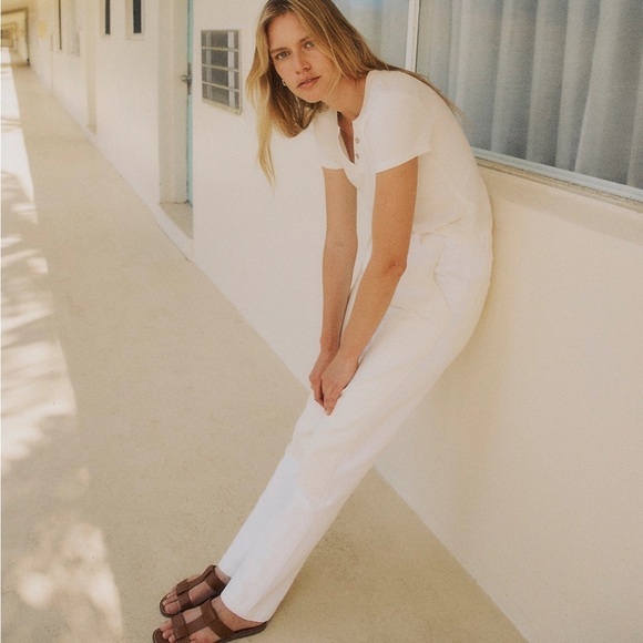 Madewell The '90s Straight Jean: Two-Tone Workwear Edition - Picture 6 of 7